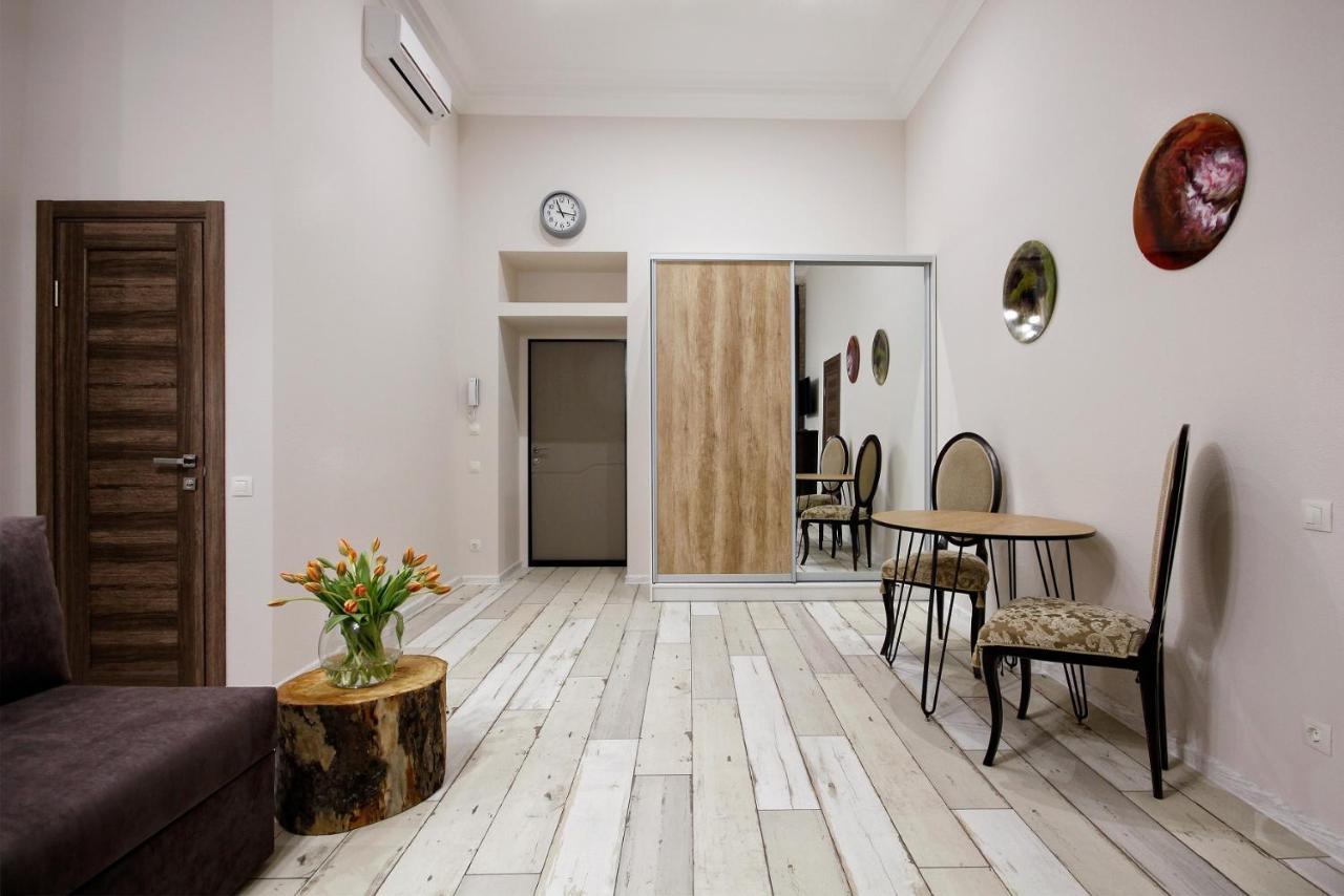 D5 Apartments Odessa Ngoại thất bức ảnh